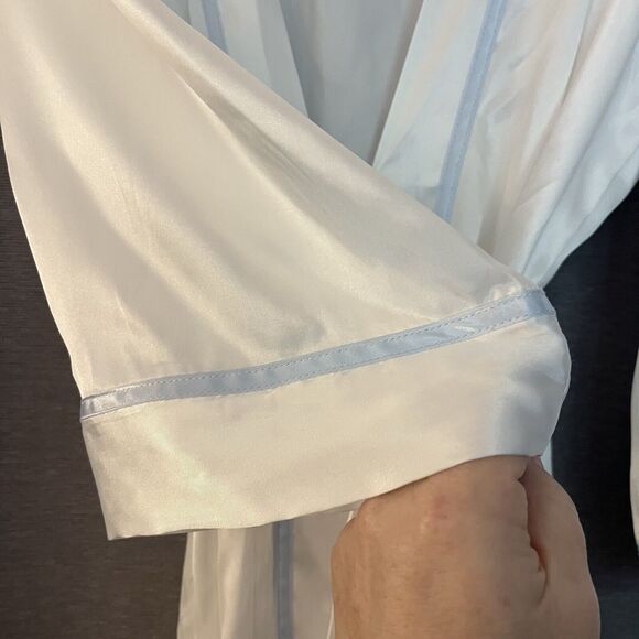 Linea Donatella White Satin Robe with Blue Trim - Picture 7 of 13